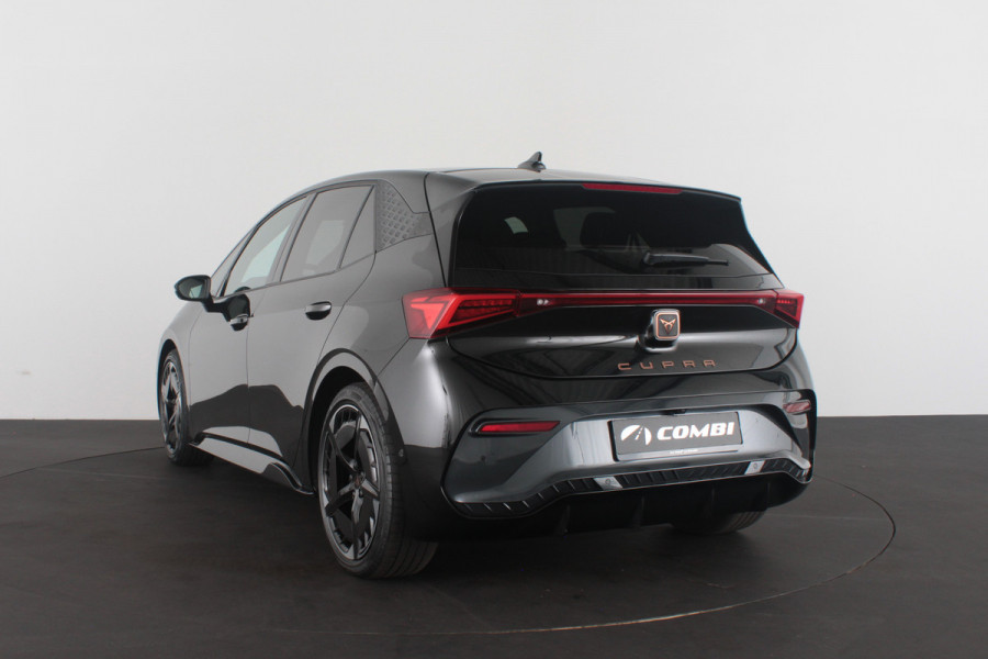 CUPRA Born Business 82 kWh > 231pk/Warmtepomp/Winterpakket/20 inch velgen