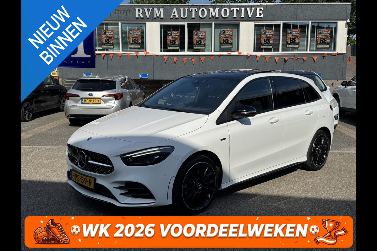 Mercedes-Benz B-Klasse 250 e Business Solution AMG Limited VAN: 30.900,- VOOR: 28.877,- UW WKVOORDEEL: 2.23-  | PANORAMA DAK | 360 CAMERA | SFEER VERLICHTING | ADAPTIEF CRUISE CONTROL | MEMORY OP STOEL | HEAD-UP DISPLAY | 12 MND BOVAG GARANTIE |