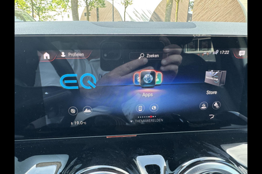 Mercedes-Benz B-Klasse 250 e Business Solution AMG Limited VAN: 30.900,- VOOR: 28.877,- UW WKVOORDEEL: 2.023-  | PANORAMA DAK | 360 CAMERA | SFEER VERLICHTING | ADAPTIEF CRUISE CONTROL | MEMORY OP STOEL | HEAD-UP DISPLAY | 12 MND BOVAG GARANTIE |