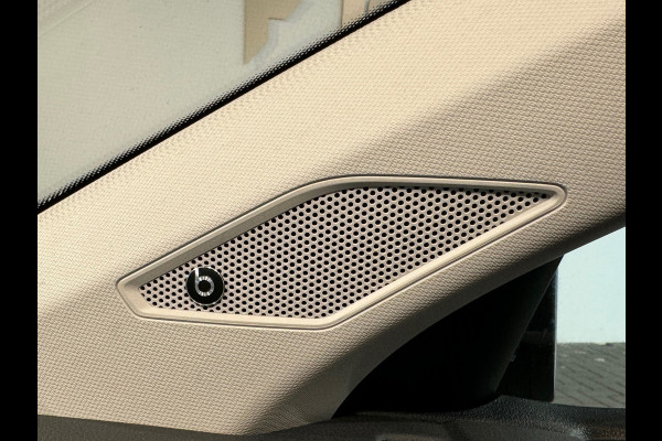 Volkswagen Taigo 1.5 TSI R-Line Beats|Sfeer|Camera|CarPlay