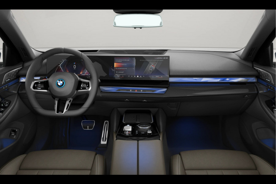 BMW 5 Serie Touring 550e xDrive - M-Sport Pro - Pano - Bowers & Wilkins - NP 111.000