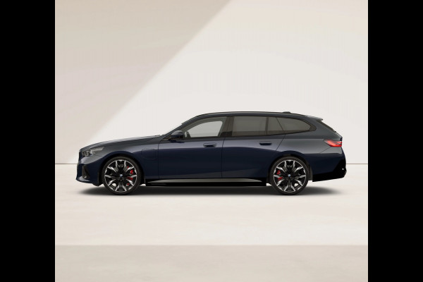 BMW 5 Serie Touring 550e xDrive - M-Sport Pro - Pano - Bowers & Wilkins - NP 111.000