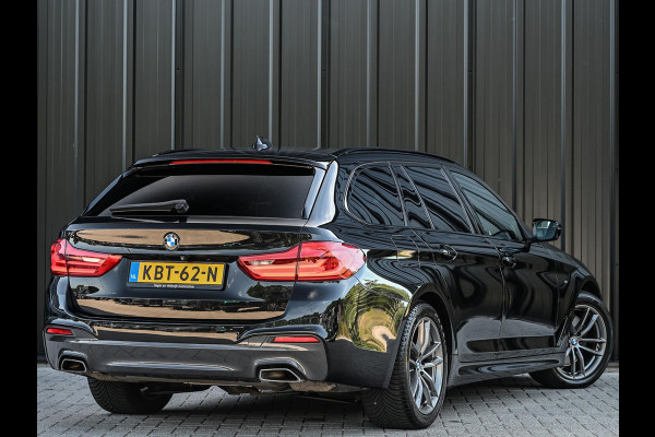 BMW 5 Serie Touring 530i xDrive High Executive | M-Sport | Panoramadak | Harman/Kardon | HUD | Active Cruise | 360 Camera | Stuur Verwarming | Ambiance Interieur | Stoelverwarming | Elektr. Verst. Stoel |