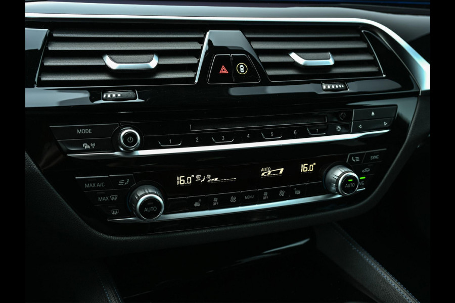BMW 5 Serie Touring 530i xDrive High Executive | M-Sport | Panoramadak | Harman/Kardon | HUD | Active Cruise | 360 Camera | Stuur Verwarming | Ambiance Interieur | Stoelverwarming | Elektr. Verst. Stoel |
