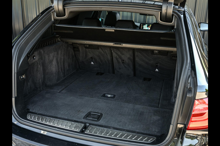 BMW 5 Serie Touring 530i xDrive High Executive | M-Sport | Panoramadak | Harman/Kardon | HUD | Active Cruise | 360 Camera | Stuur Verwarming | Ambiance Interieur | Stoelverwarming | Elektr. Verst. Stoel |