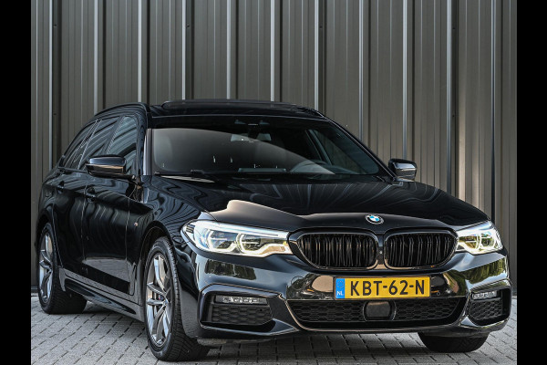 BMW 5 Serie Touring 530i xDrive High Executive | M-Sport | Panoramadak | Harman/Kardon | HUD | Active Cruise | 360 Camera | Stuur Verwarming | Ambiance Interieur | Stoelverwarming | Elektr. Verst. Stoel |