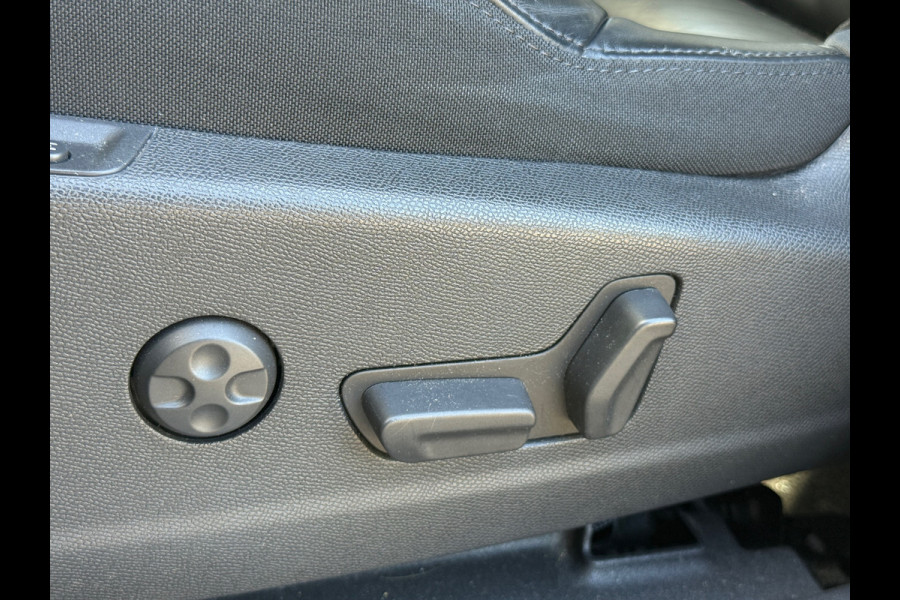 Peugeot 5008 1.6 e-THP GT-Line/ LEDER / SCHUIFDAK / AUTOMAAT
