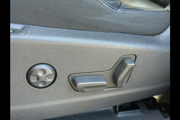 Peugeot 5008 1.6 e-THP GT-Line/ LEDER / SCHUIFDAK / AUTOMAAT
