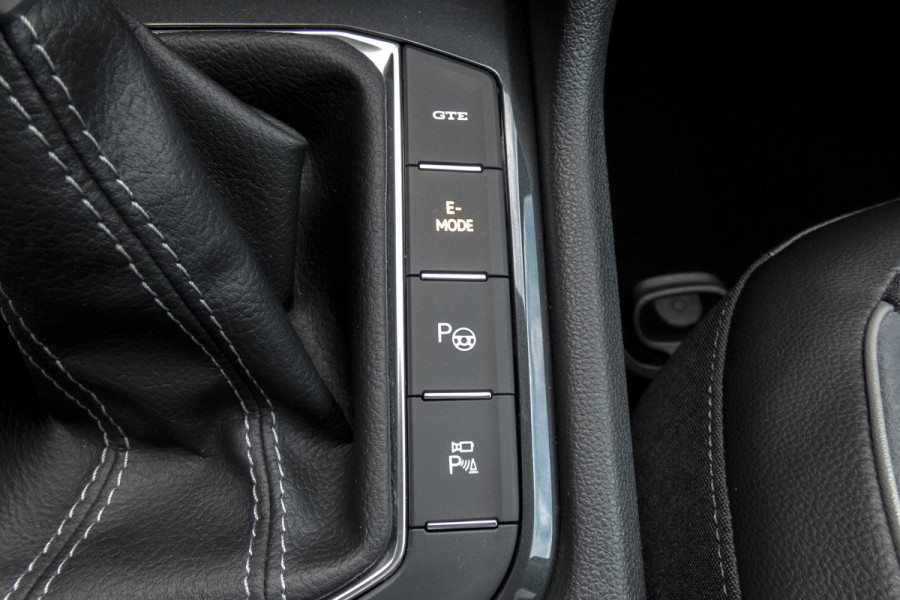 Volkswagen Tiguan 1.4 TSI eHybrid R-Line Business+