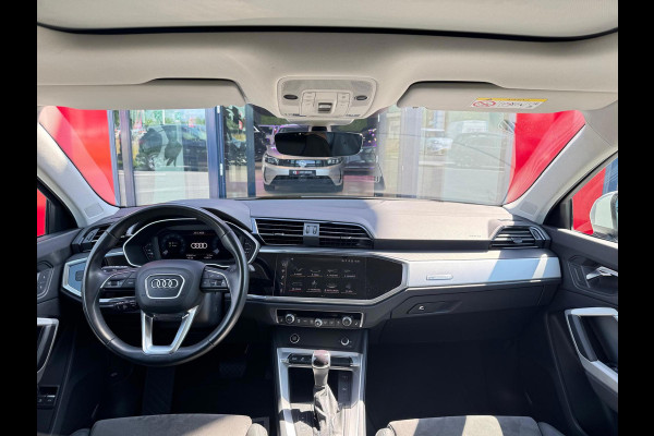 Audi Q3 Sportback 45 TFSI e S Edition | Panorama | Camera | Parksens | Adaptive Cruise | Matrix LED | Leder |