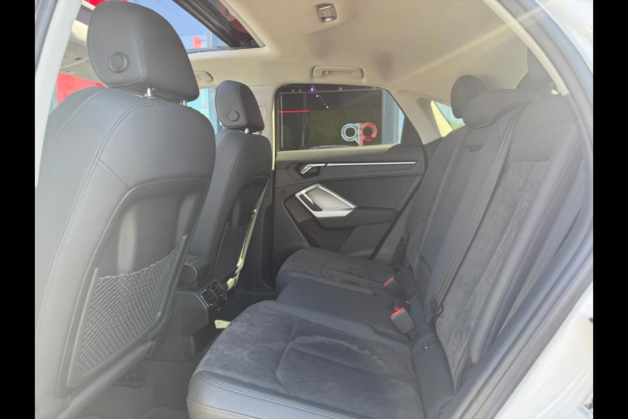Audi Q3 Sportback 45 TFSI e S Edition | Panorama | Camera | Parksens | Adaptive Cruise | Matrix LED | Leder |