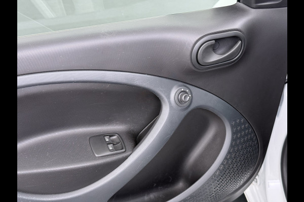 Smart Forfour EQ Electric Automaat SOH 91% Ecc Bluetooth Cruise Control 18kWh Business Solution Lmv Elek.Ramen+Spiegels Isofix Origineel Nederlandse Auto