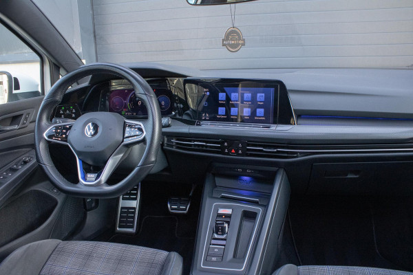 Volkswagen Golf 1.4 eHybrid GTE PANO IQ LIGHTS CAMERA HUD PARKEERASSISTENT STOELVERWARMING