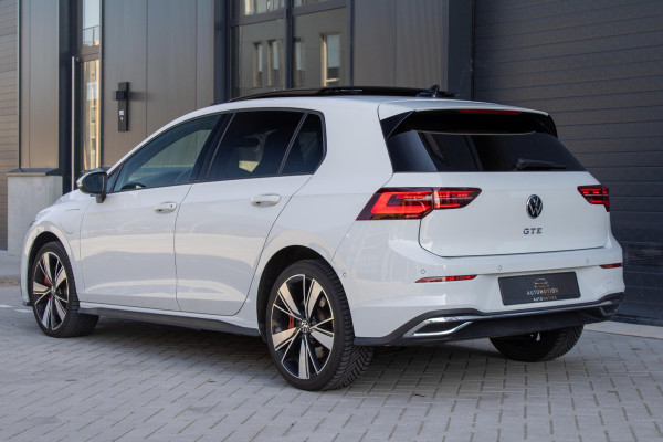 Volkswagen Golf 1.4 eHybrid GTE PANO IQ LIGHTS CAMERA HUD PARKEERASSISTENT STOELVERWARMING