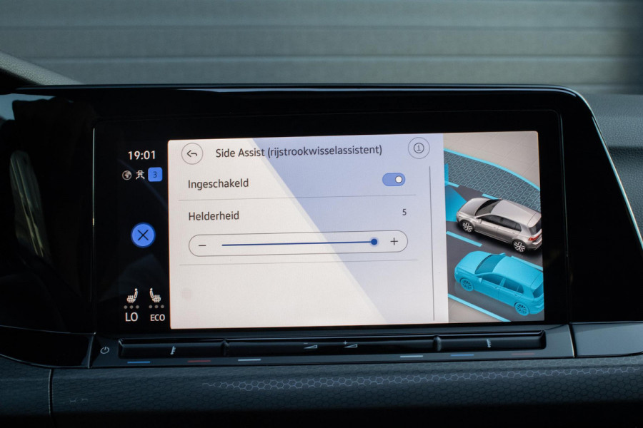 Volkswagen Golf 1.4 eHybrid GTE PANO IQ LIGHTS CAMERA HUD PARKEERASSISTENT STOELVERWARMING