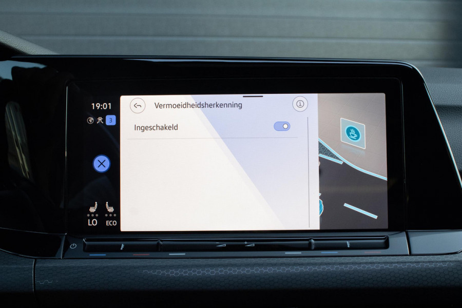 Volkswagen Golf 1.4 eHybrid GTE PANO IQ LIGHTS CAMERA HUD PARKEERASSISTENT STOELVERWARMING