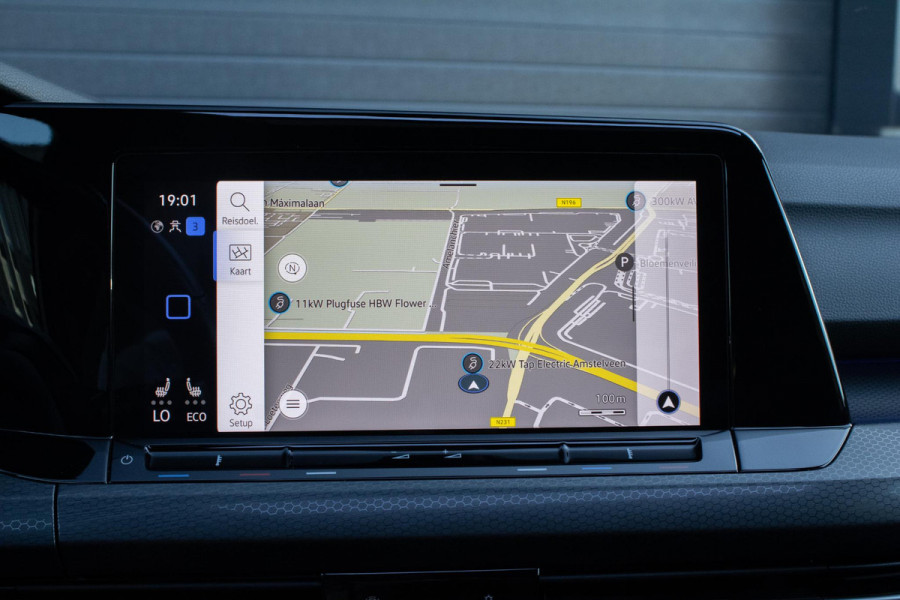 Volkswagen Golf 1.4 eHybrid GTE PANO IQ LIGHTS CAMERA HUD PARKEERASSISTENT STOELVERWARMING