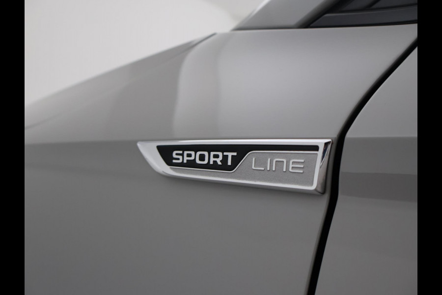 Škoda Karoq 1.5 TSI ACT SPORTLINE + WEGKL. TREKHAAK | VOL LEDER | ADAPTIVE CRUISE | CANTON | CAMERA