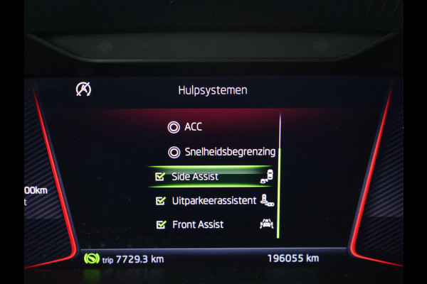 Škoda Karoq 1.5 TSI ACT SPORTLINE + WEGKL. TREKHAAK | VOL LEDER | ADAPTIVE CRUISE | CANTON | CAMERA