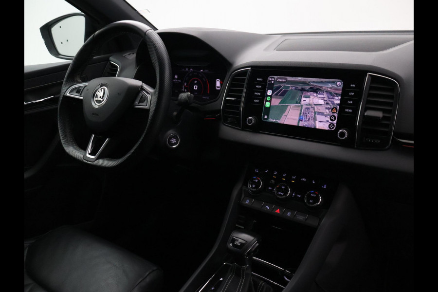 Škoda Karoq 1.5 TSI ACT SPORTLINE + WEGKL. TREKHAAK | VOL LEDER | ADAPTIVE CRUISE | CANTON | CAMERA