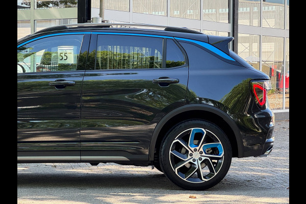 Lynk & Co 01 1.5 Plug-in Hybrid Infinity 360Cam lage kms zwart