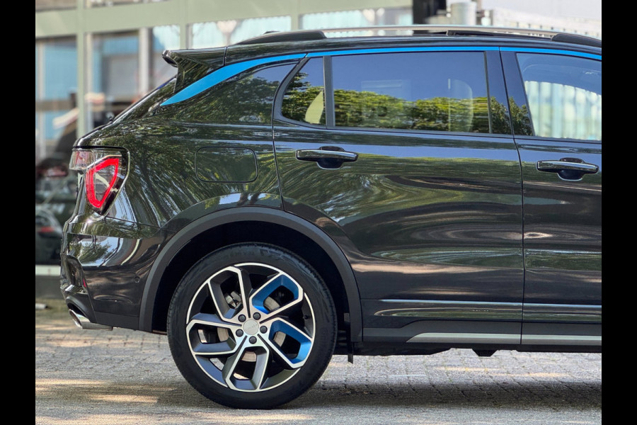 Lynk & Co 01 1.5 Plug-in Hybrid Infinity 360Cam lage kms zwart