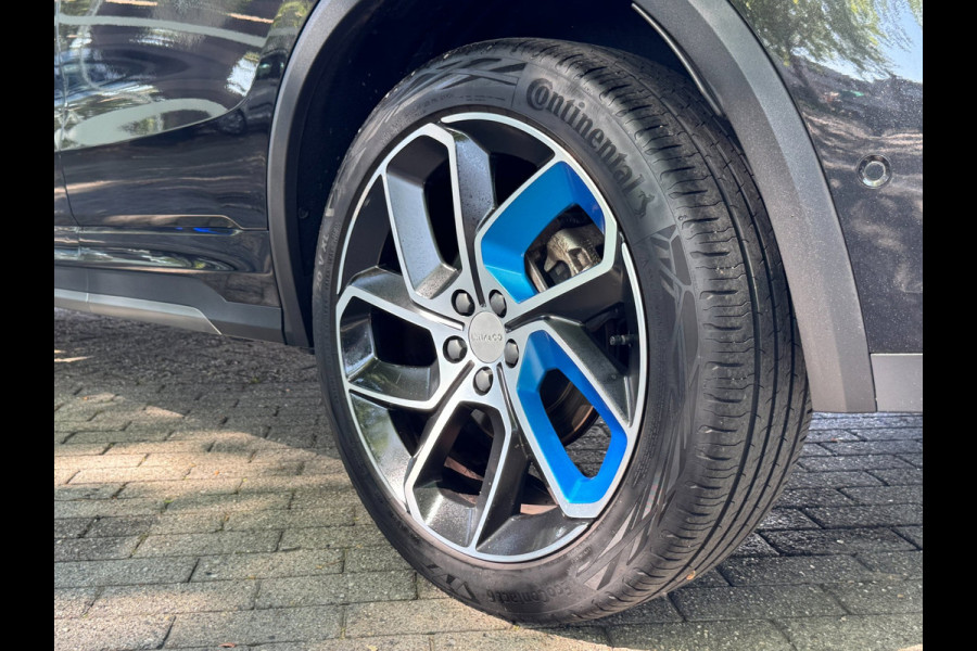 Lynk & Co 01 1.5 Plug-in Hybrid Infinity 360Cam lage kms zwart