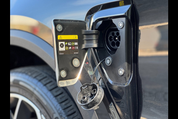 Lynk & Co 01 1.5 Plug-in Hybrid Infinity 360Cam lage kms zwart