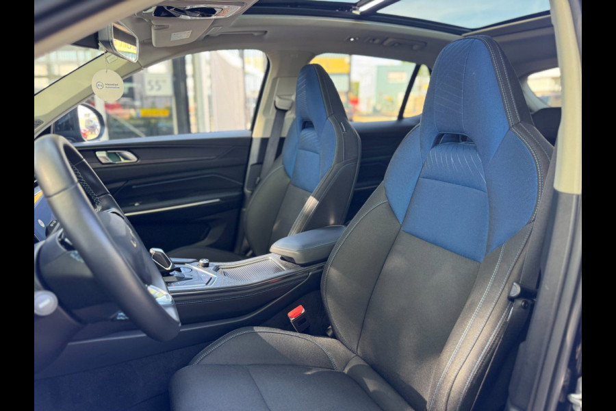 Lynk & Co 01 1.5 Plug-in Hybrid Infinity 360Cam lage kms zwart
