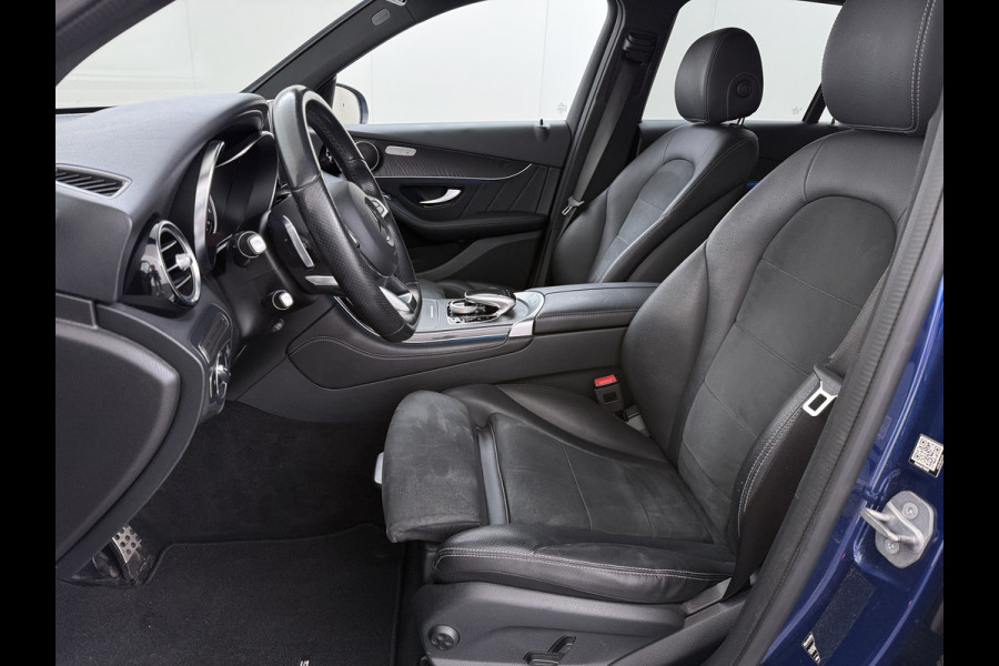 Mercedes-Benz GLC 220 d 4MATIC AMG line | Trekhaak Comand