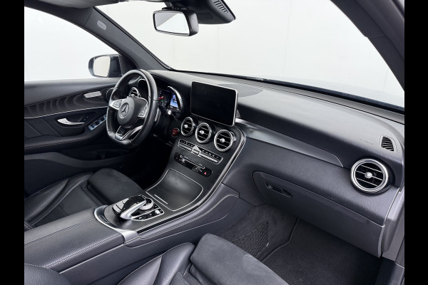 Mercedes-Benz GLC 220 d 4MATIC AMG line | Trekhaak Comand