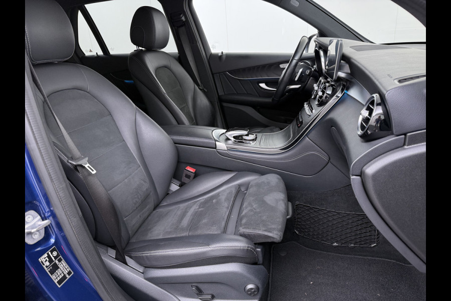 Mercedes-Benz GLC 220 d 4MATIC AMG line | Trekhaak Comand