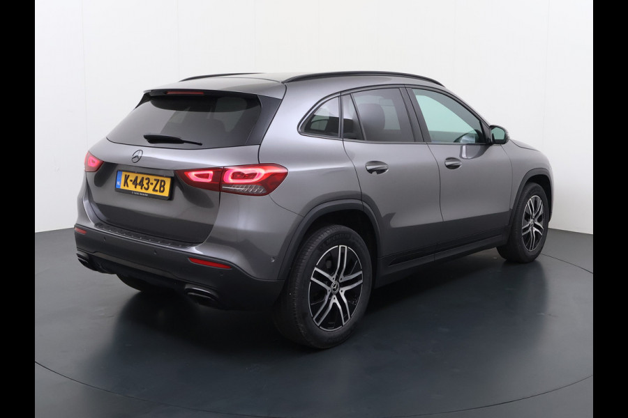 Mercedes-Benz GLA 200 Luxury | Sfeer LED