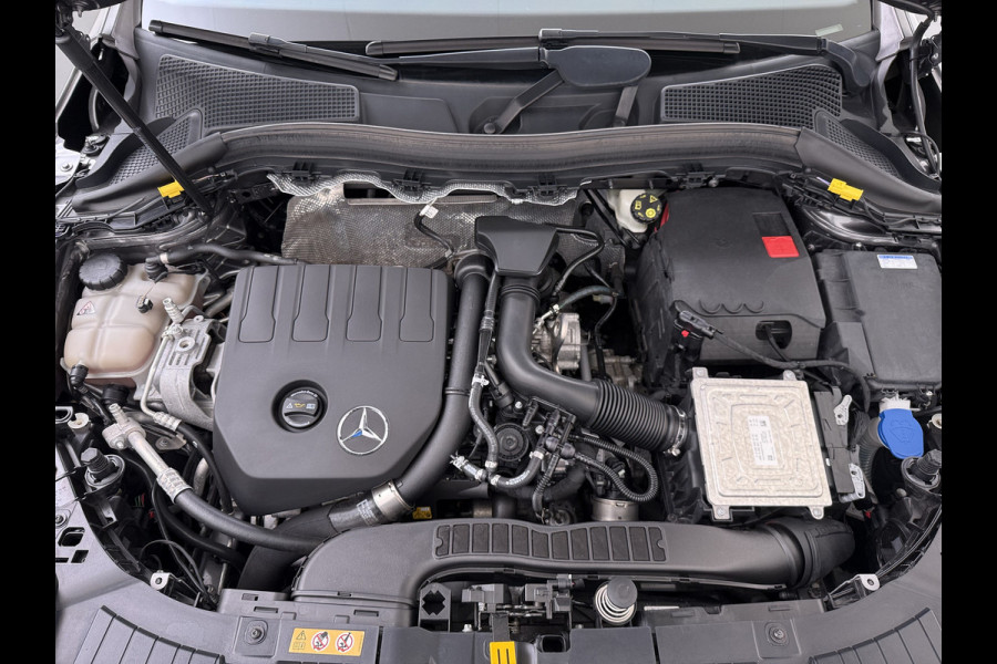 Mercedes-Benz GLA 200 Luxury | Sfeer LED