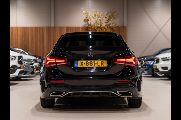 Mercedes-Benz A-Klasse A200 AMG Limousine, Wide Screen, Navi, Voll Led, Camera, 19" AMG Velgen, PDC, Volledig Onderhouden