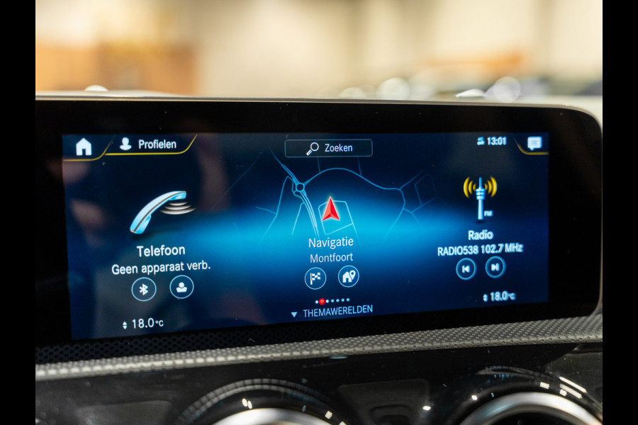Mercedes-Benz A-Klasse A200 AMG Limousine, Wide Screen, Navi, Voll Led, Camera, 19" AMG Velgen, PDC, Volledig Onderhouden