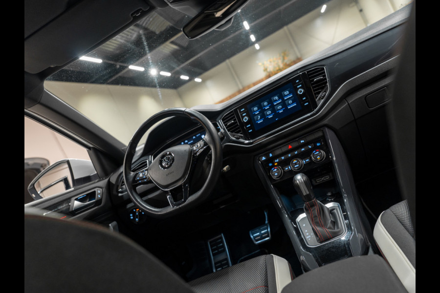 Volkswagen T-Roc 1.5 TSI Sport 150 PK, Pano, ACC, Apple Carplay, Android Auto, Virtual, Voll Led, Cam, Clima, PDC, Voll Onderhoud
