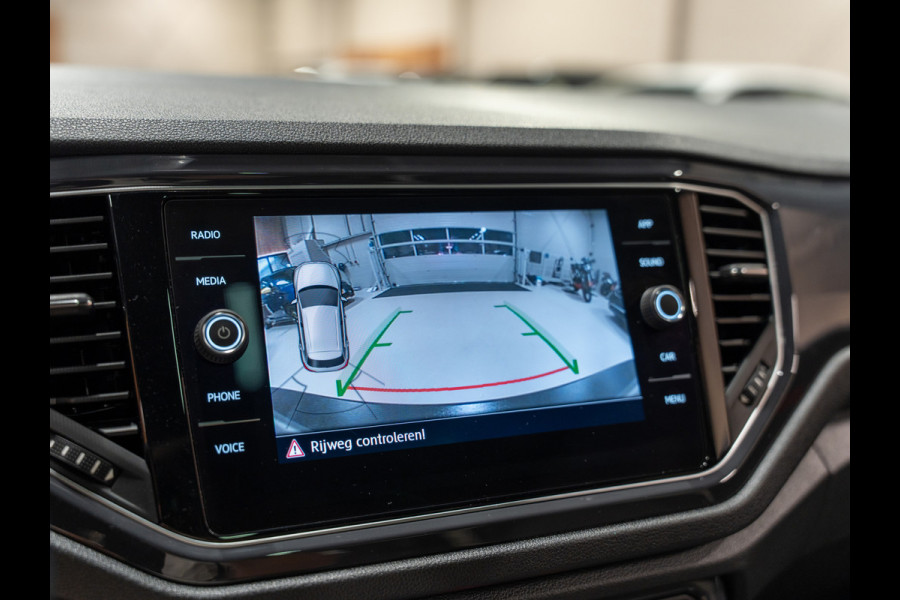 Volkswagen T-Roc 1.5 TSI Sport 150 PK, Pano, ACC, Apple Carplay, Android Auto, Virtual, Voll Led, Cam, Clima, PDC, Voll Onderhoud