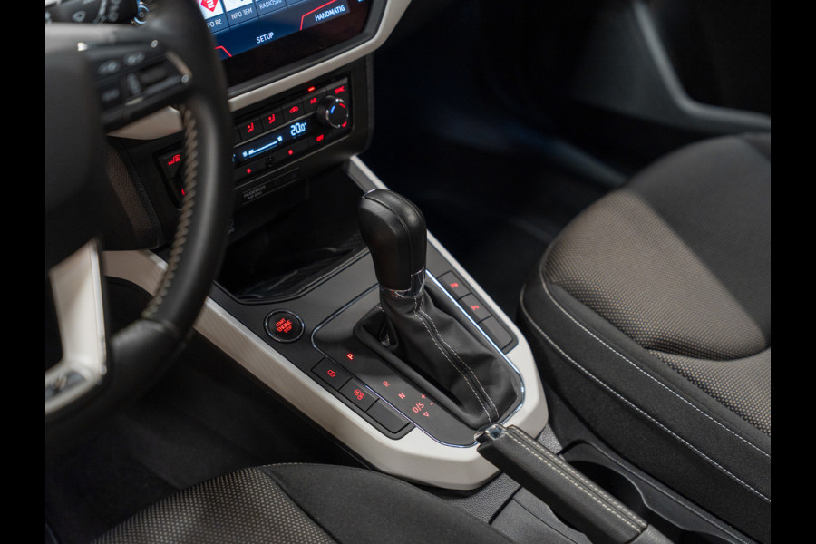 Seat Arona 1.0 TSI DSG Xcellence Business Intense, Apple Carplay, Navi, Clima, Cruise, Android Auto, Camera, Voll Onderhoud
