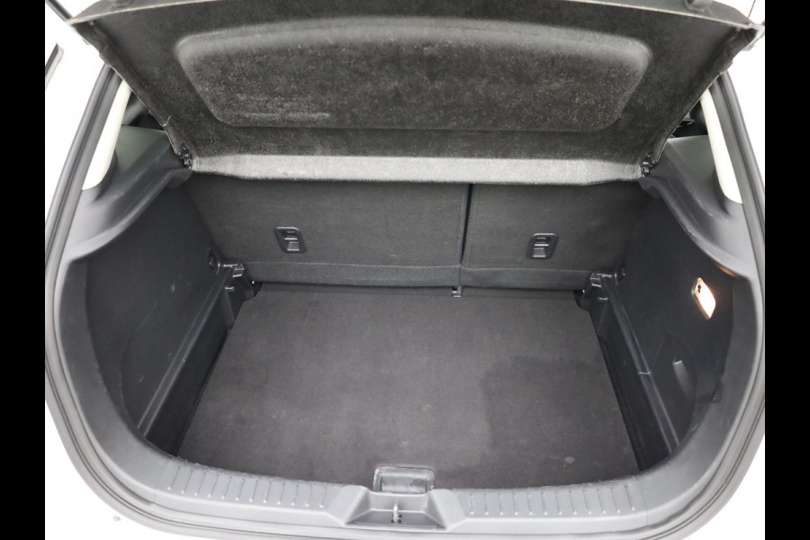 Mazda CX-3 2.0 SkyActiv-G 120 GT-M Line | Trekhaak | Camera | Head Up | Stoelverw. | Keyless | Prijs Rijklaar!!
