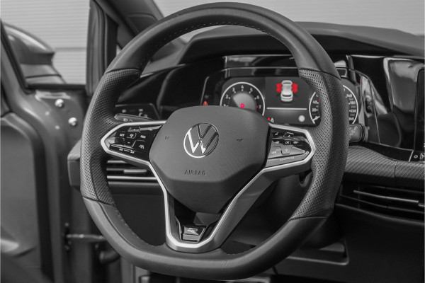 Volkswagen Golf 1.5 eTSI R-Line Camera Carplay Ambiente