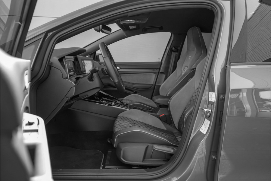 Volkswagen Golf 1.5 eTSI R-Line Camera Carplay Ambiente