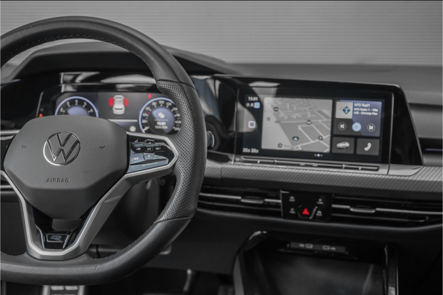 Volkswagen Golf 1.5 eTSI R-Line Camera Carplay Ambiente