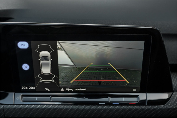 Volkswagen Golf 1.5 eTSI R-Line Camera Carplay Ambiente