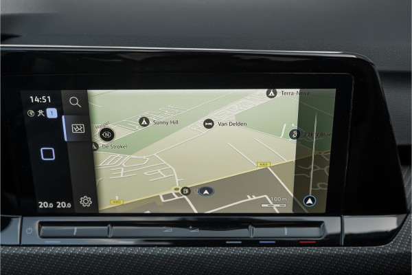 Volkswagen Golf 1.5 eTSI R-Line Camera Carplay Ambiente