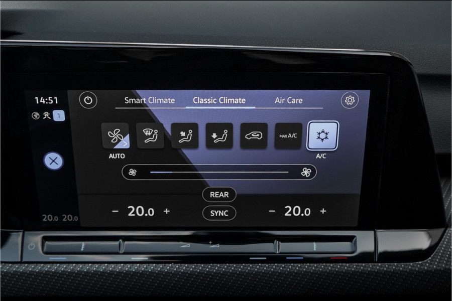Volkswagen Golf 1.5 eTSI R-Line Camera Carplay Ambiente