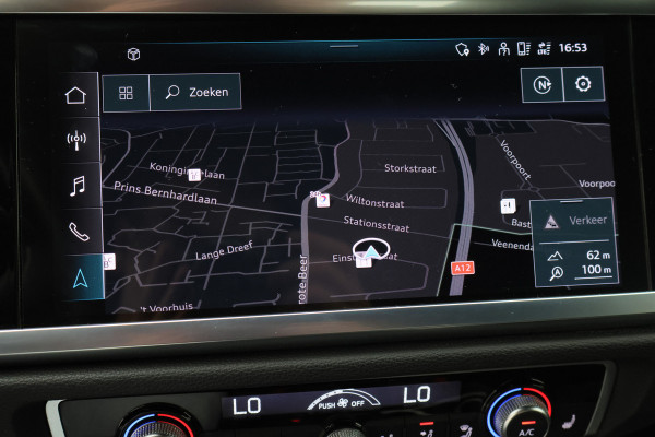 Audi Q3 35 TFSI S edition Eerste Eigenaar, Leder/Stof, Camera, Cruise, Apple Carplay, LED, 18''