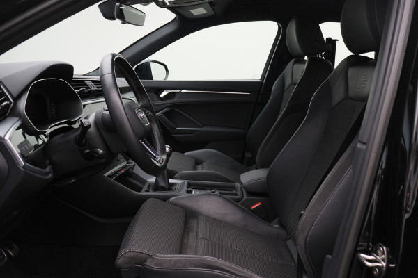 Audi Q3 35 TFSI S edition Eerste Eigenaar, Leder/Stof, Camera, Cruise, Apple Carplay, LED, 18''