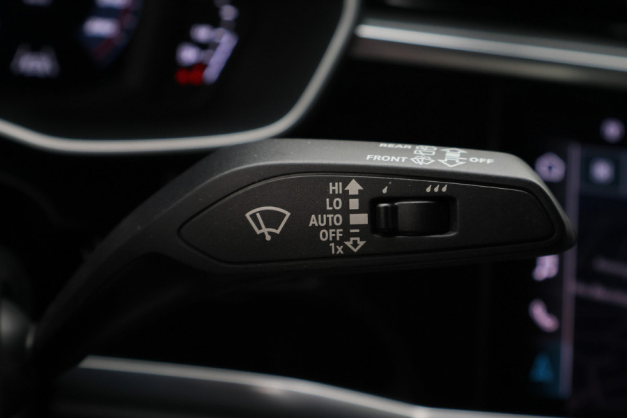 Audi Q3 35 TFSI S edition Eerste Eigenaar, Leder/Stof, Camera, Cruise, Apple Carplay, LED, 18''