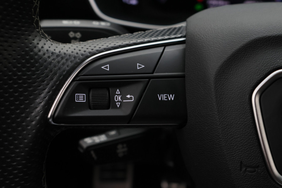 Audi Q3 35 TFSI S edition Eerste Eigenaar, Leder/Stof, Camera, Cruise, Apple Carplay, LED, 18''